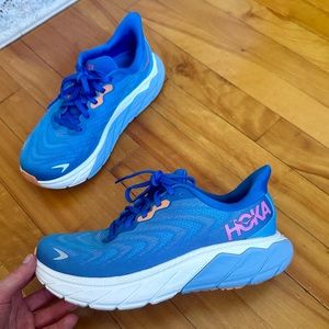 Hoka Ahari 6 Running Shoes B width